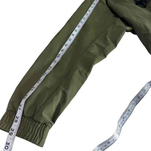 Nike Shield Cropped Olive Bomber Jacket Womens XXL Outdoor Golf Water Resistant - Picture 9 of 11